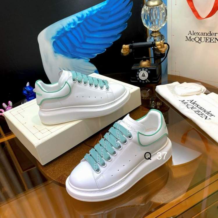 Picture of Alexander McQueen Shoes _SKUAlexanderMcQUEENsz35-45MK0832404